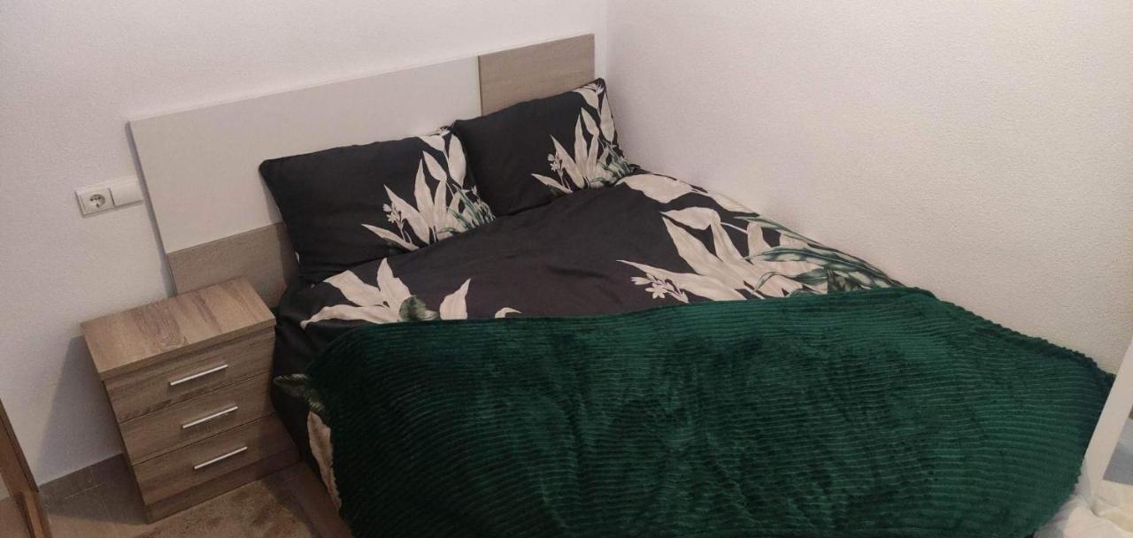 Casa Gilda Apartment Torrevieja Bagian luar foto